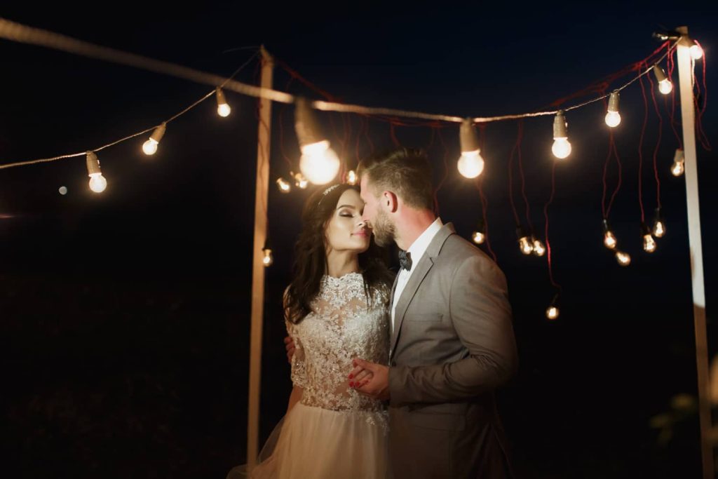 Matrimonio di sera come vestirsi