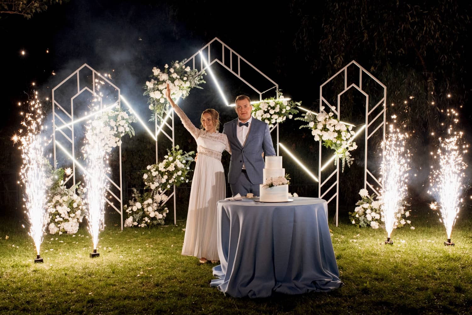 Matrimonio di sera: come vestirsi con stile ed eleganza